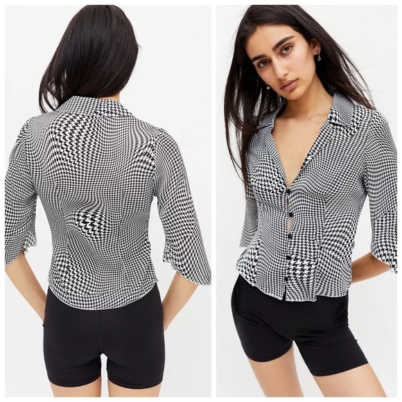 Urban Outfitters 90s Houndstooth Button Front Checkered Women’s Blouse Sz S - Picture 1 of 12
